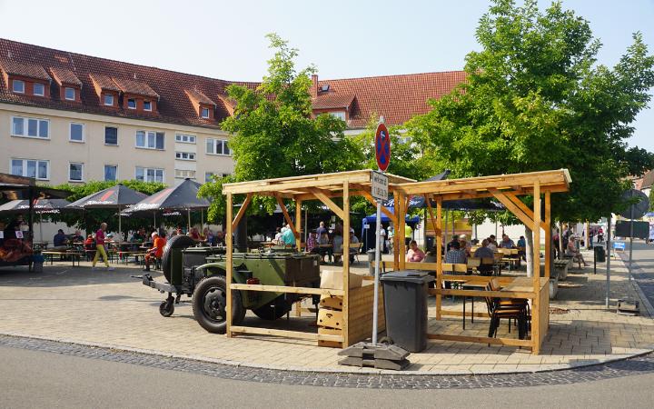 Impressionen - Blick auf den Markt, vor der offiziellen Eröffnung