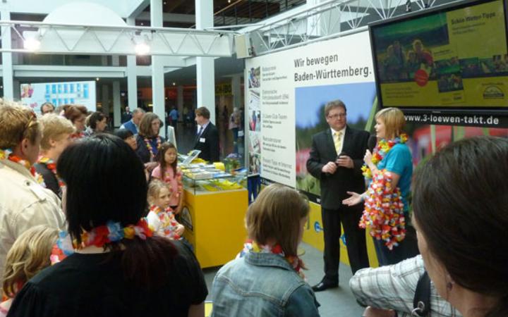 Sponsorenpräsentation am Messestand des 3 Löwen Takts